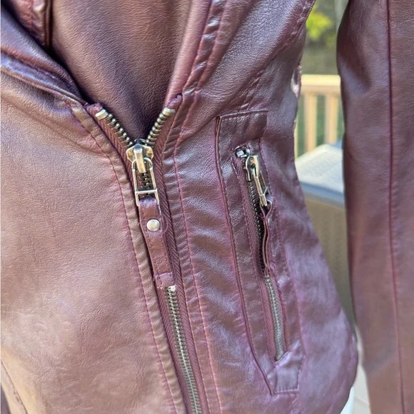 Max Studio Women’s Biker/Moto Style Jacket Dark Plum/Burgundy Size XSmall NWTS - Picture 2 of 8